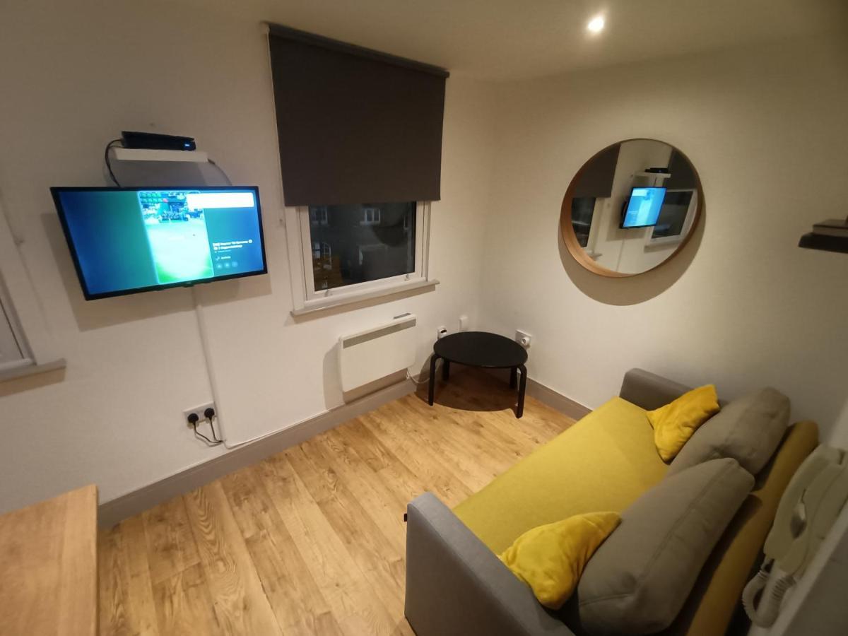 Lovely 1 Bedroom Apartment In Londres Extérieur photo