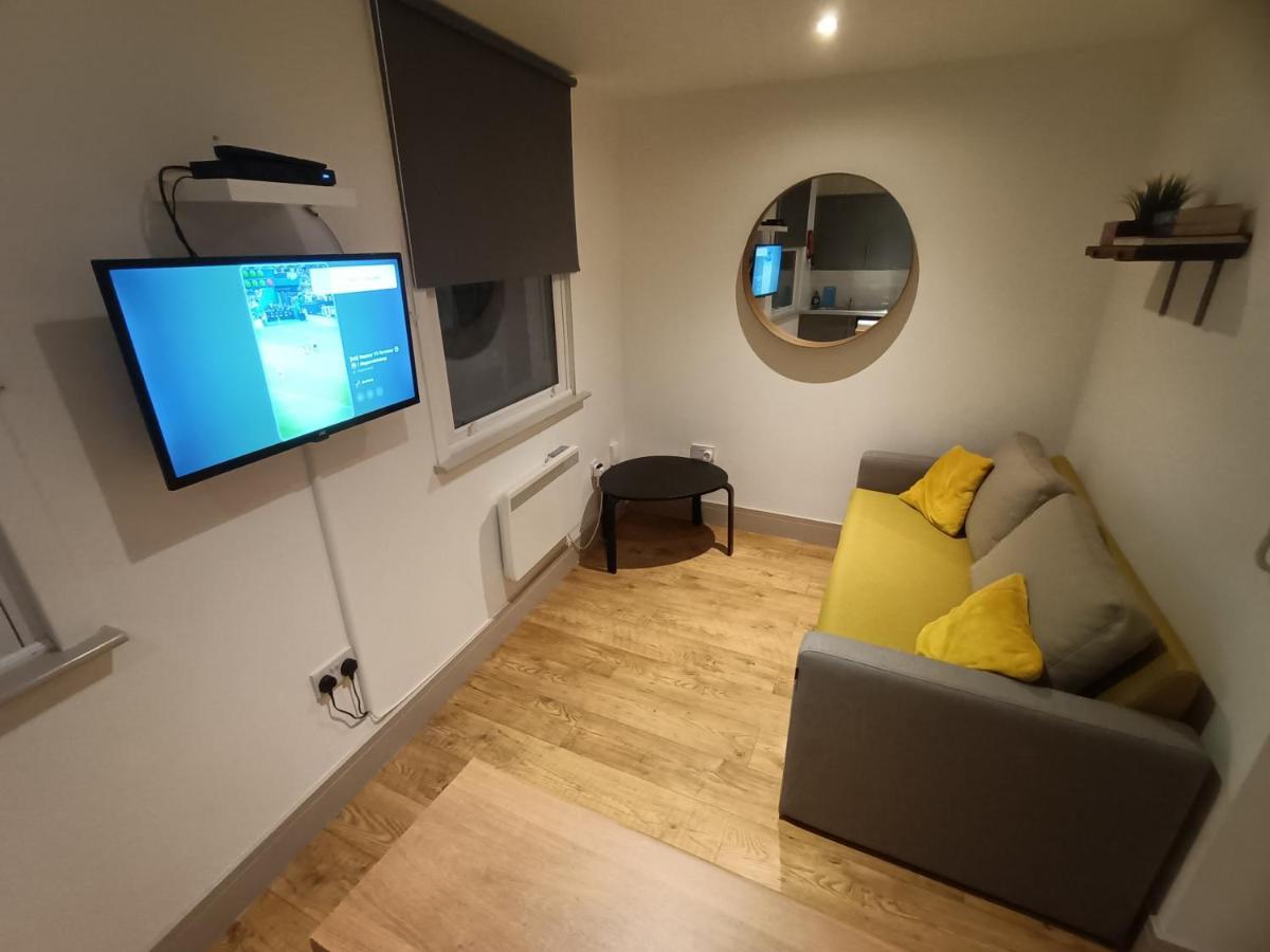 Lovely 1 Bedroom Apartment In Londres Extérieur photo