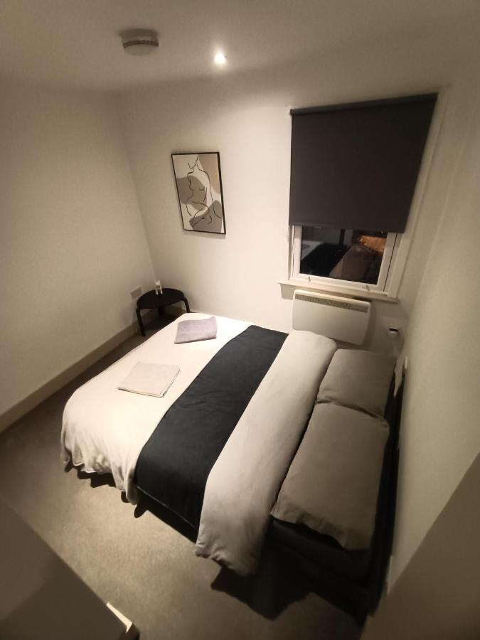 Lovely 1 Bedroom Apartment In Londres Extérieur photo