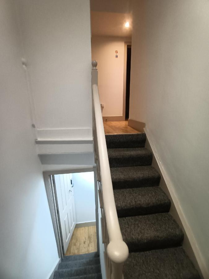 Lovely 1 Bedroom Apartment In Londres Extérieur photo